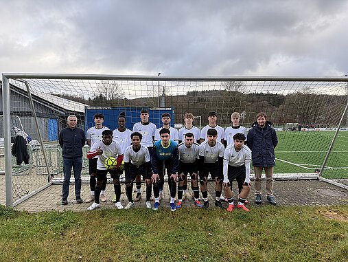 Die Mannschafft auf dem Platz