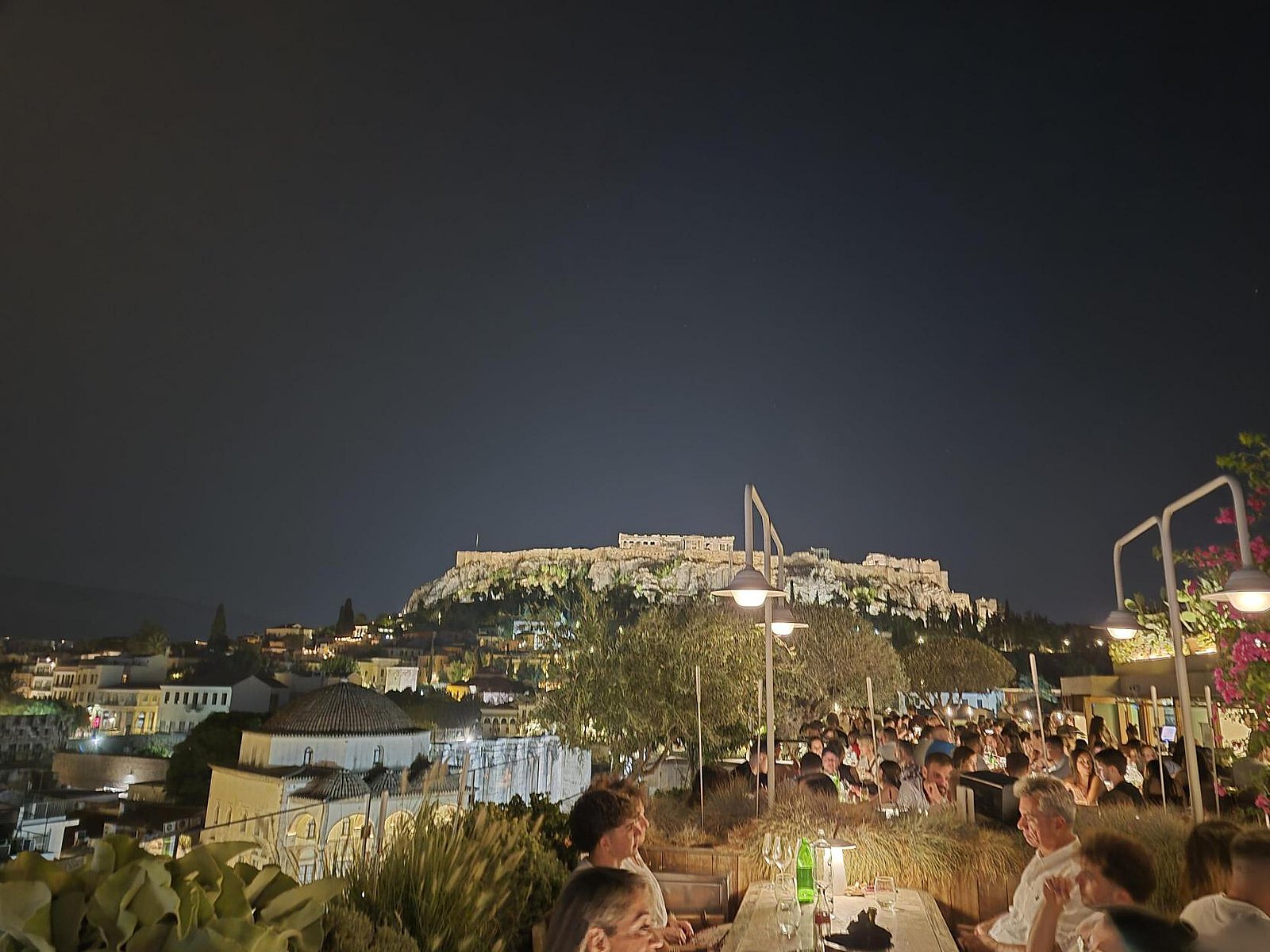 Akropolis bei Nacht
